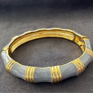 Kenneth Jay Lane Enamel Bangle Grey / Gold